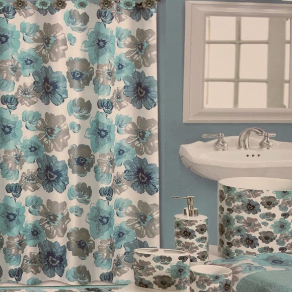 Floral Bath  Accessory Ceramic Set Sun Splash Collection White Blue 4 Piece Set - Picture 8 of 9